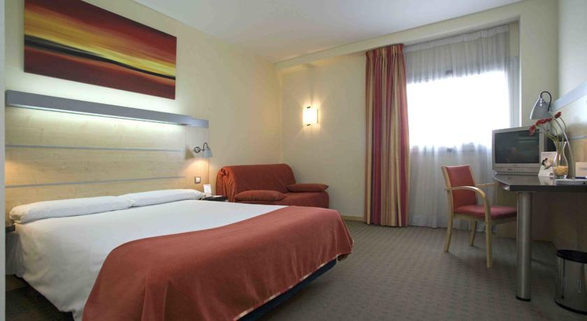 Holiday Inn Express Alcobendas By Ihg Eksteriør bilde