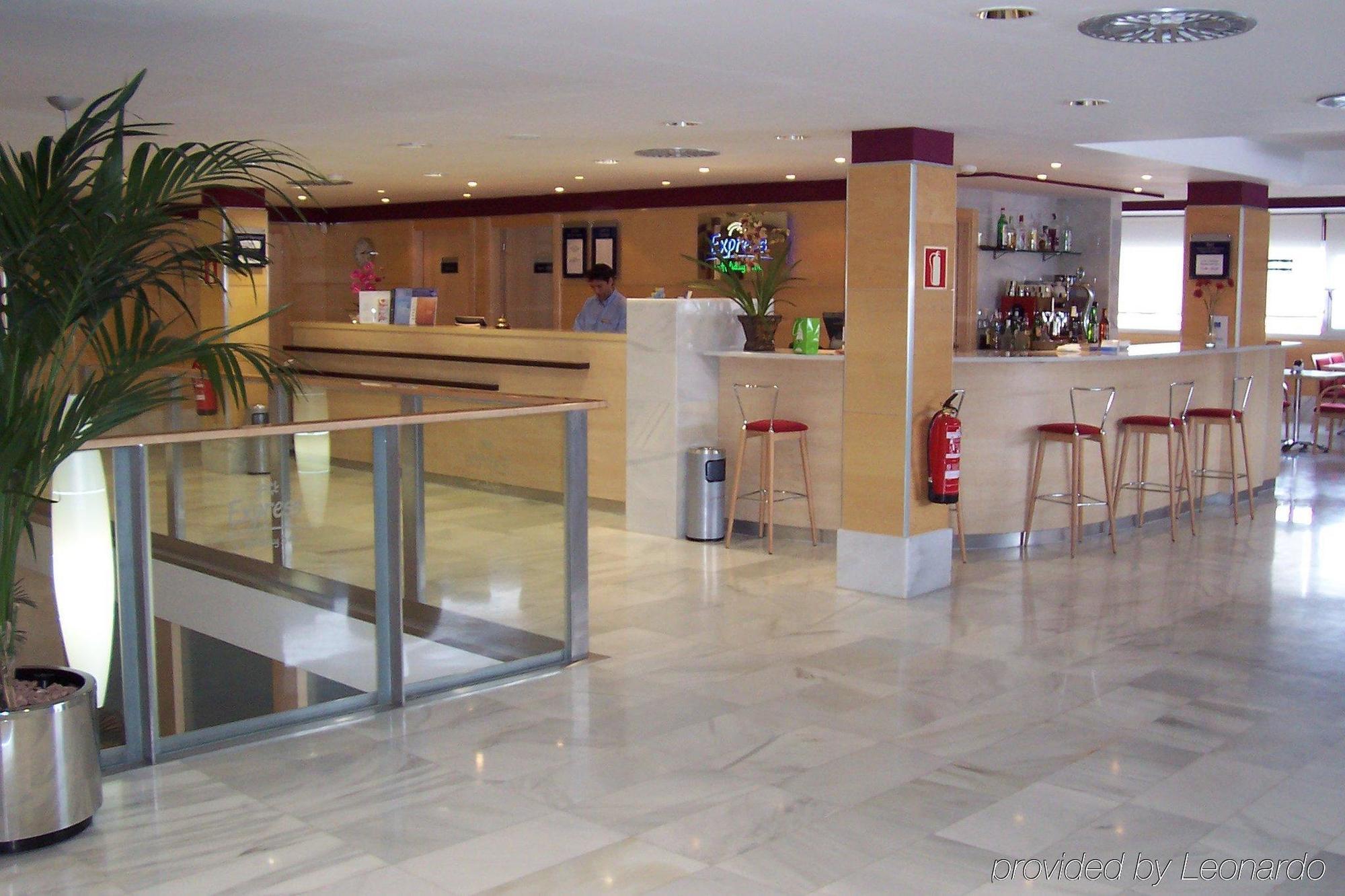 Holiday Inn Express Alcobendas By Ihg Eksteriør bilde
