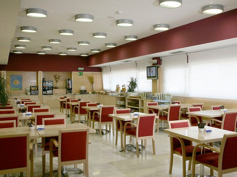Holiday Inn Express Alcobendas By Ihg Eksteriør bilde